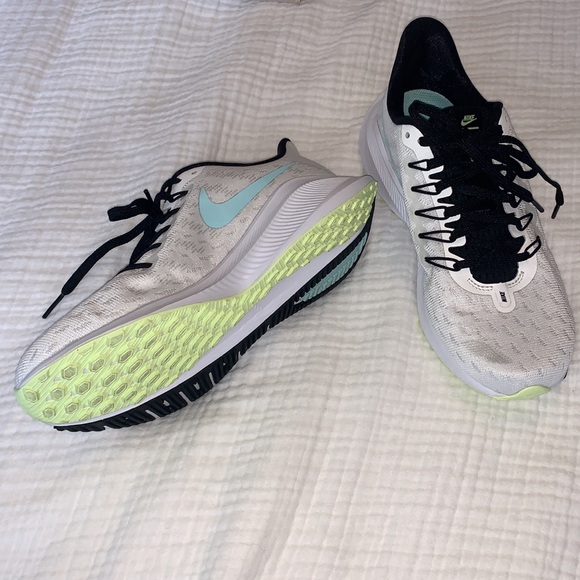 NIKE Zoom Vomero 14 - Brand New - Picture 3 of 3